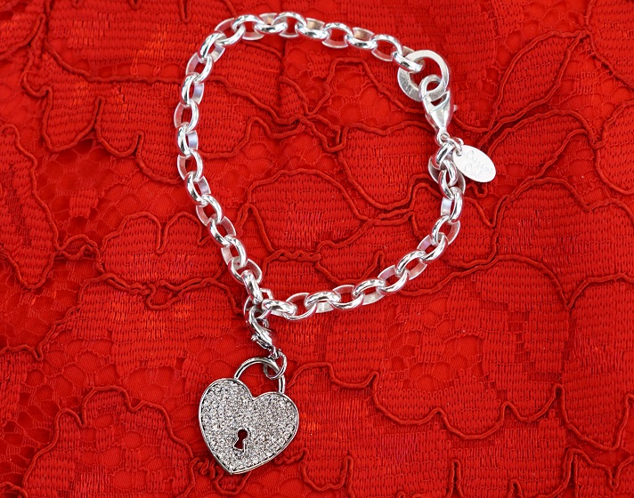 Winnipeg Manitoba Canada Owl Origami customized locket jewellery jewelry pave heart charm bracelet